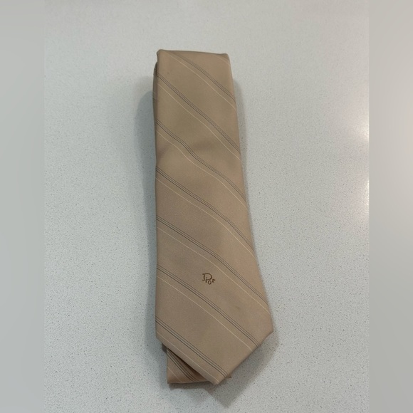 Vintage Christian Dior camel tan subtle monogrammed necktie polyester and silk - Picture 7 of 16
